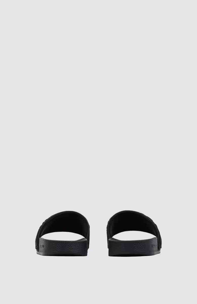 KONDO II Signia Relief