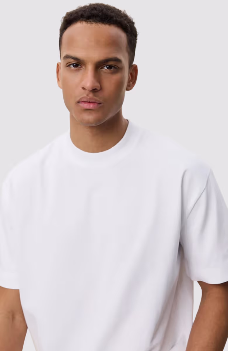 Heavyweight T-shirt