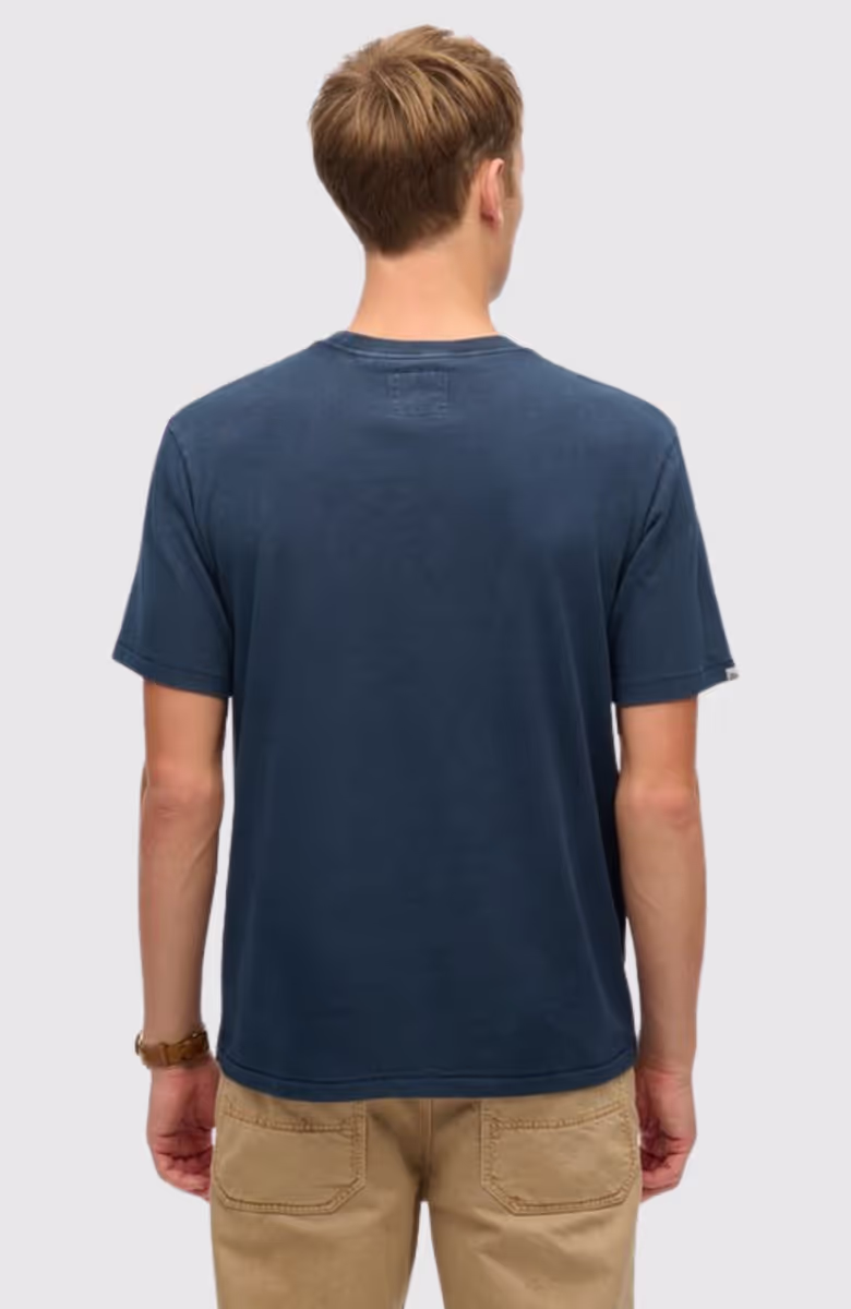 ATHLETIC ESS TEE