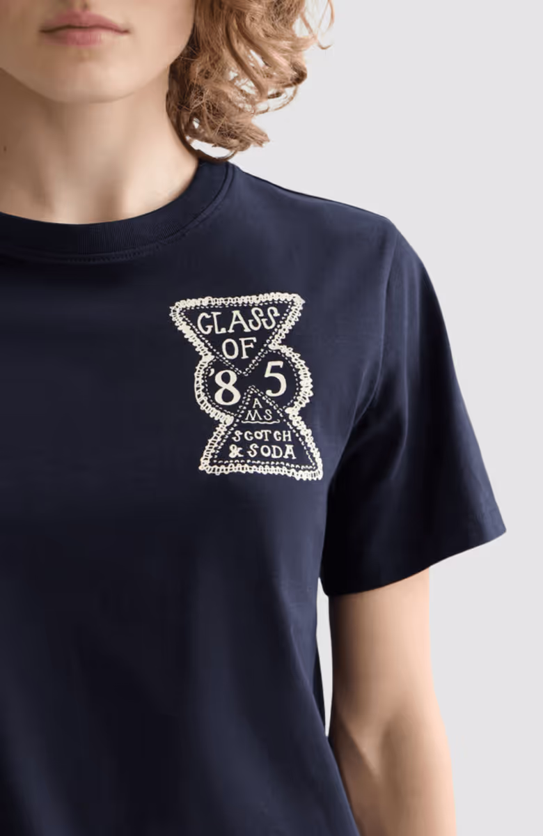 Chest artwork regular fit T-shirt