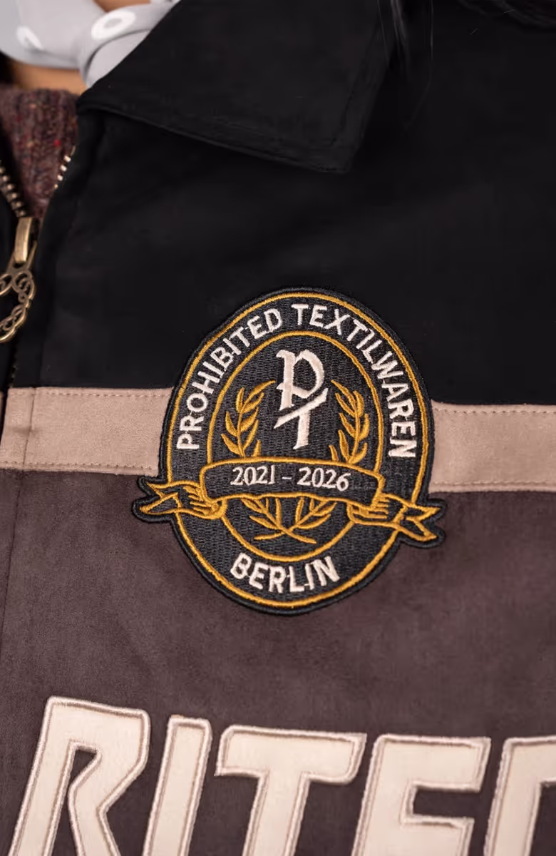 Old Era Suede Jacket