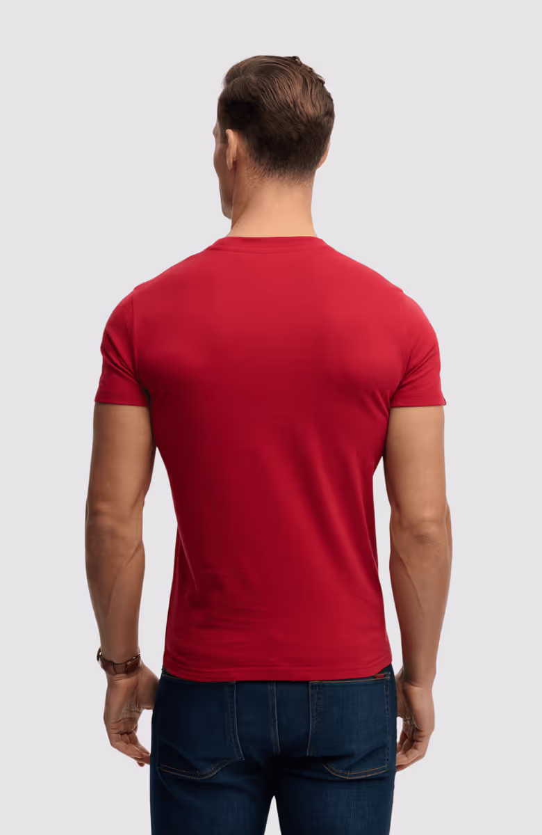 Essential Logo Emb Tee