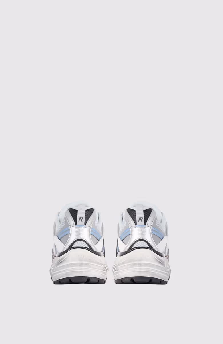 Storm Runner