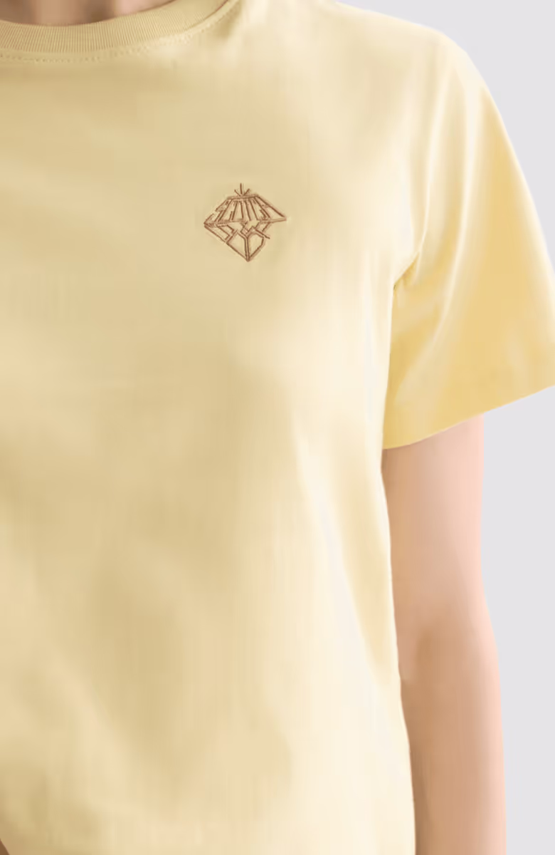 Regular fit T-shirt with chest artwork