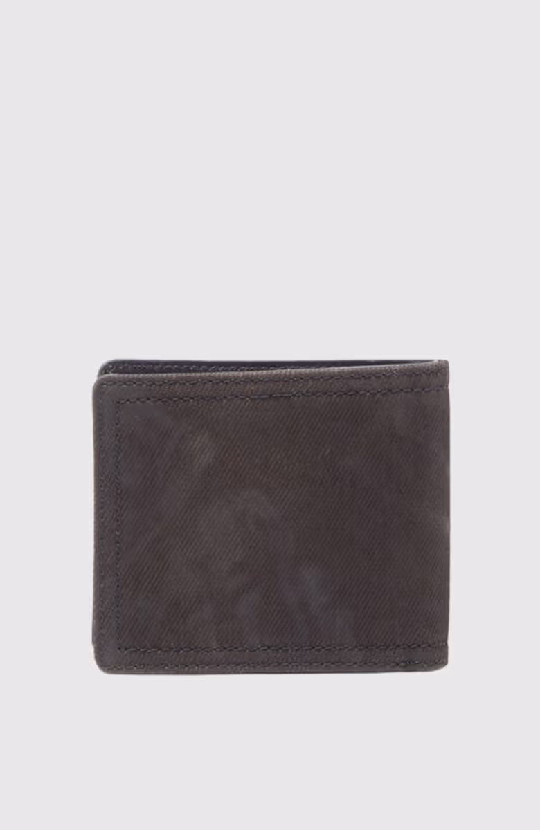 Multi Pkts Bi Fold Coin S 3D