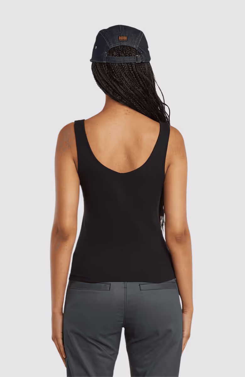 Asymmetrical Zip Slim Tank Top Wmn