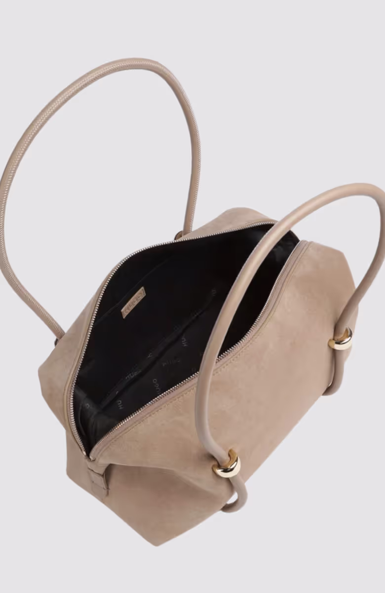 Briony S_Duffle