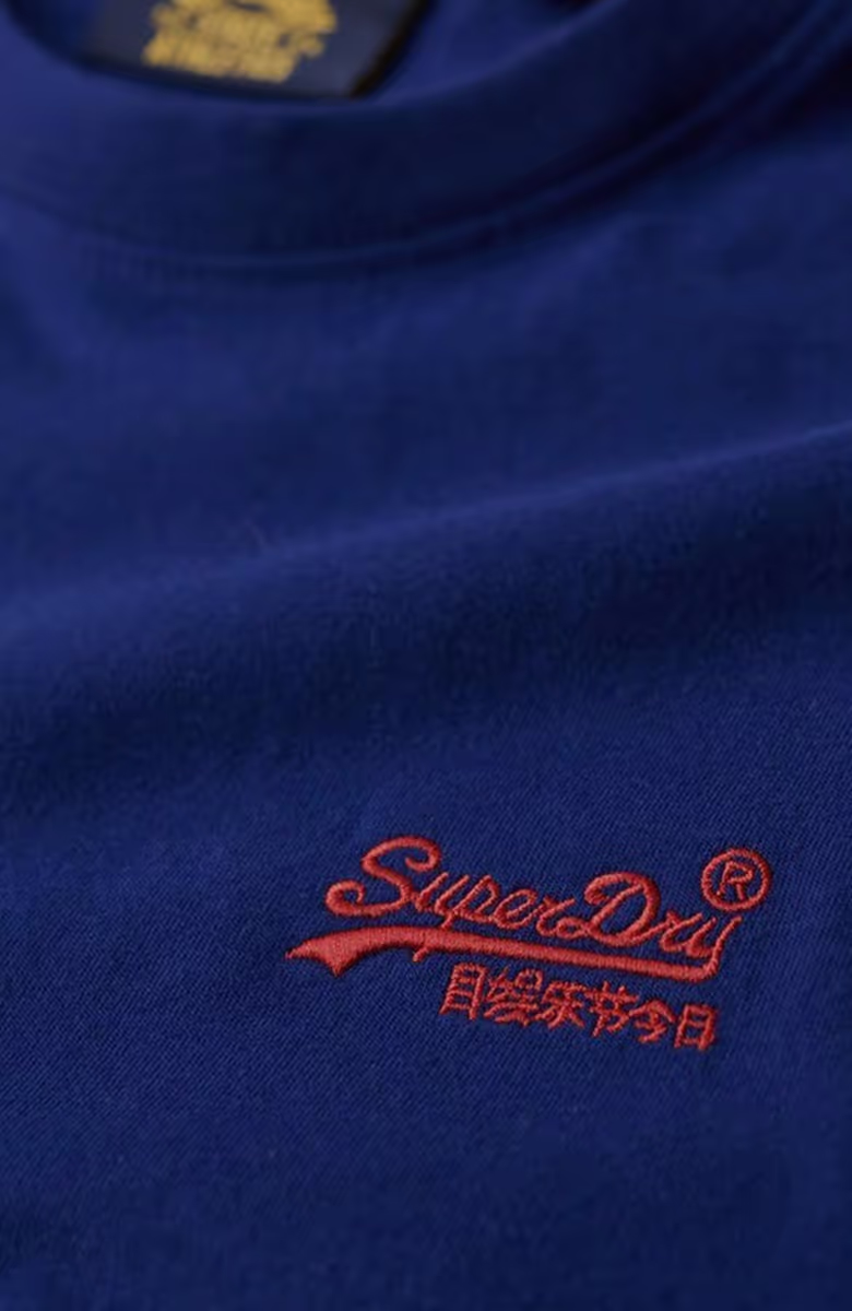 Essential Logo Emb Tee