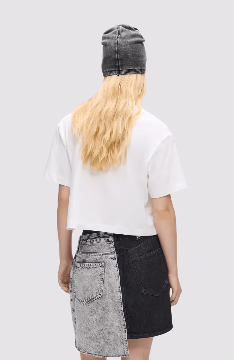 KLJ Reg Cropped Graffiti Tee