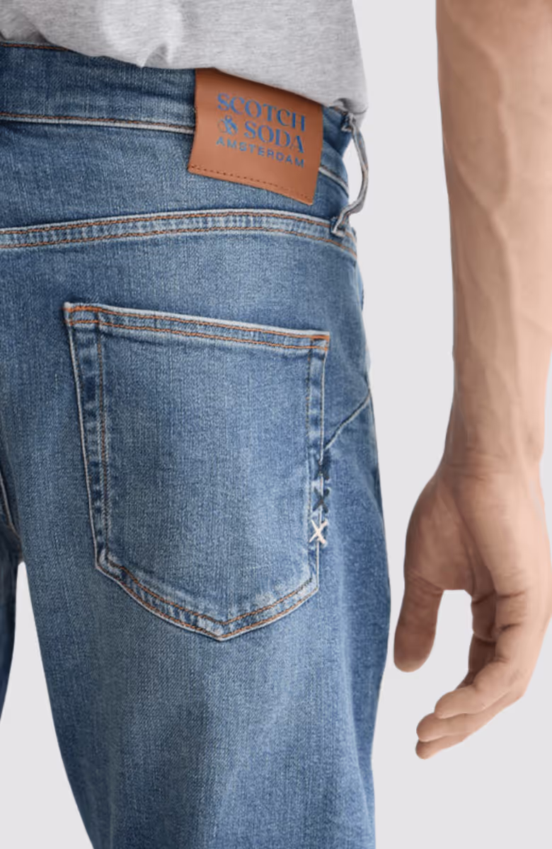Core The Zee Straight Fit Jeans — Blue Moves