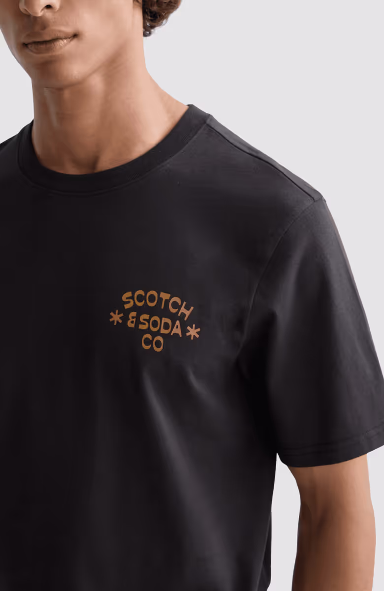 Chest artwork regular-fit T-shirt