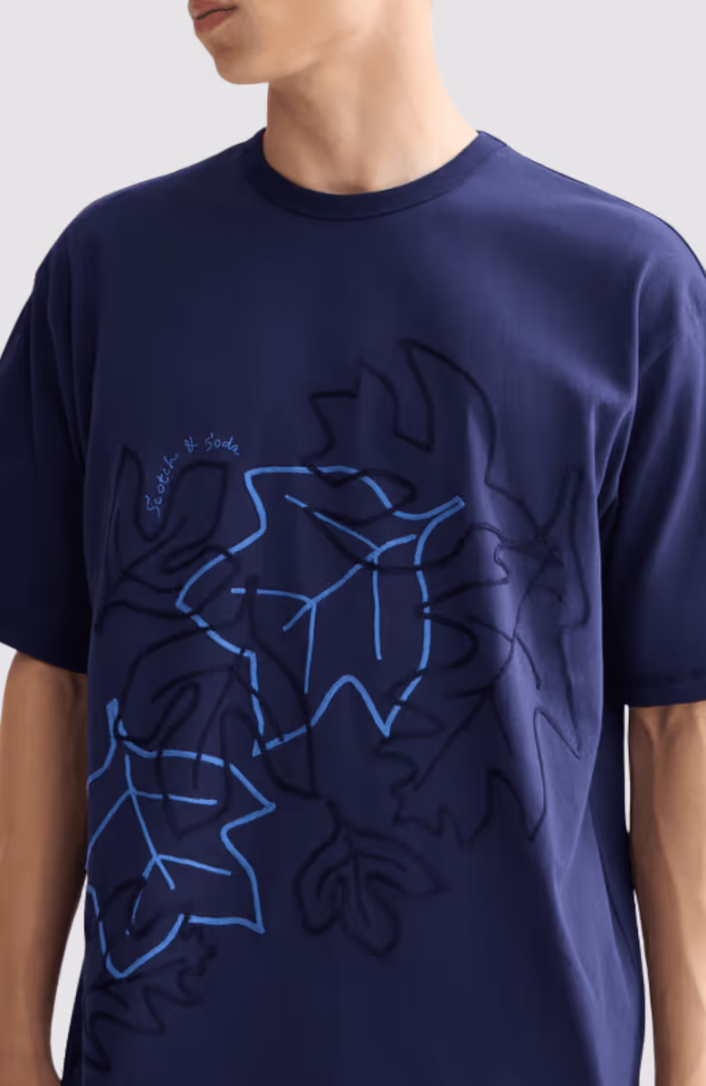 Loose fit Embroidery T-shirt