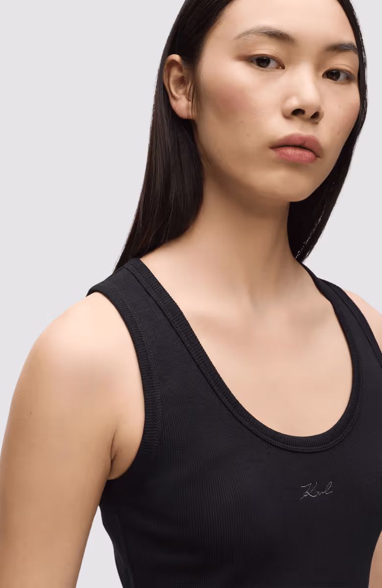 Essential Logo Commercial Tank