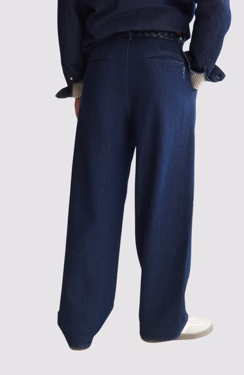 Loose-fit chino jeans