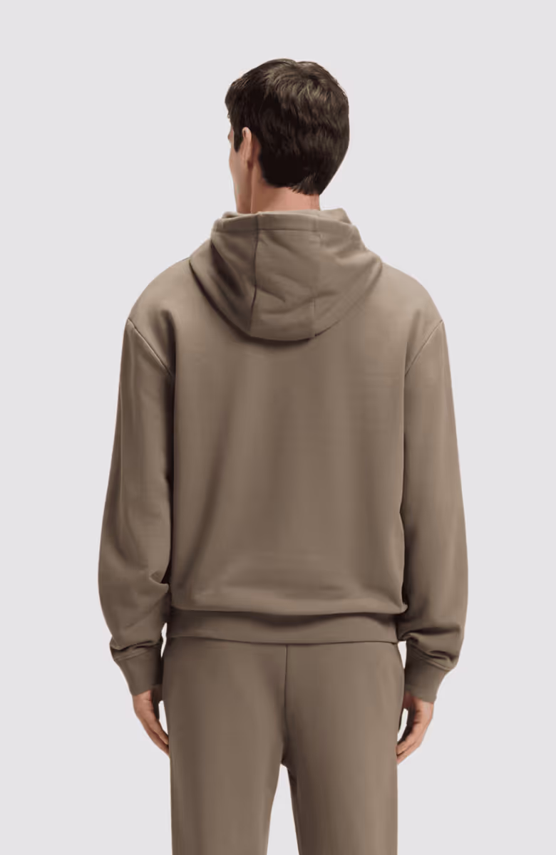 Tracksuit_Dapodayote