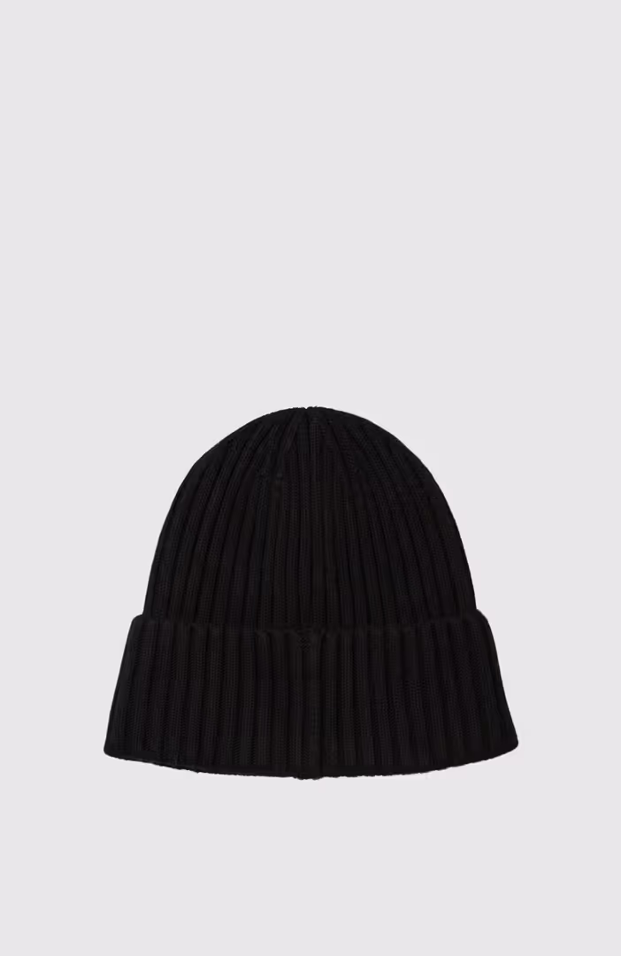Essential Logo Beanie