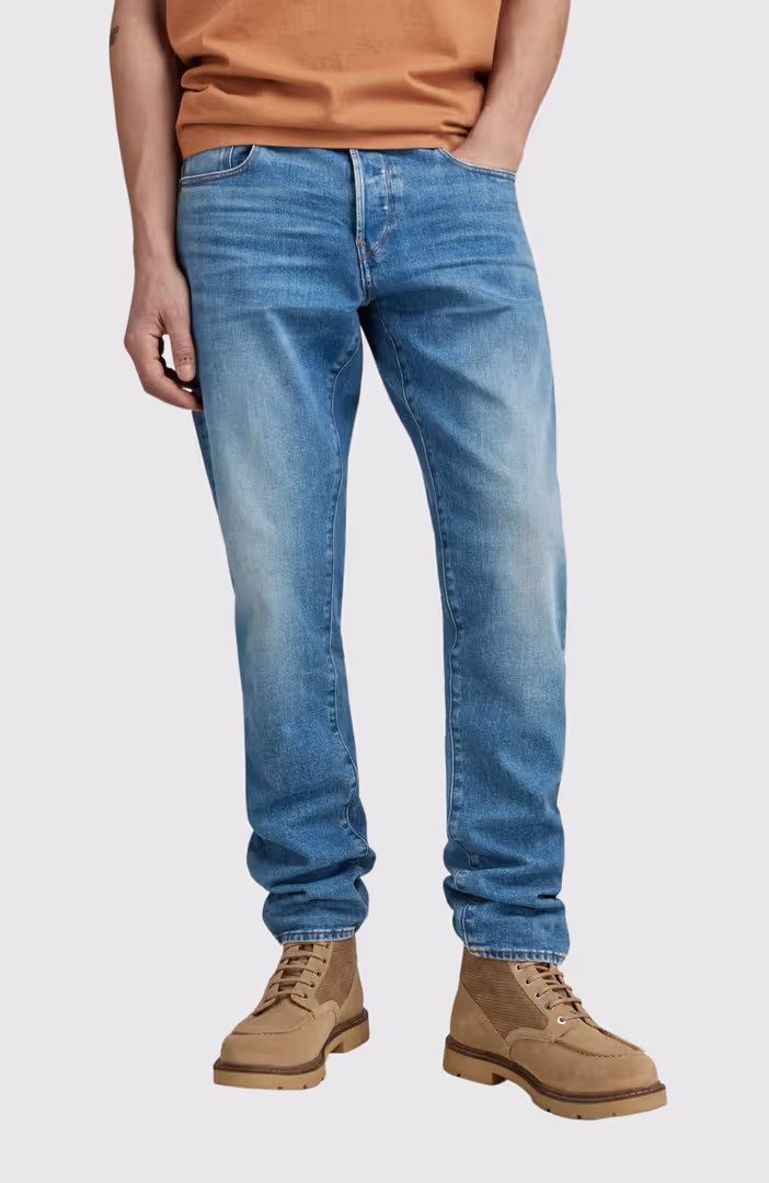 3301 Regular Tapered