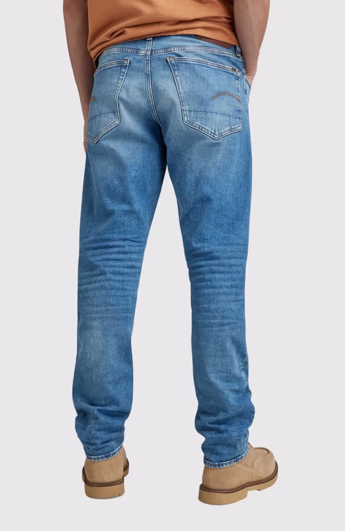 3301 Regular Tapered