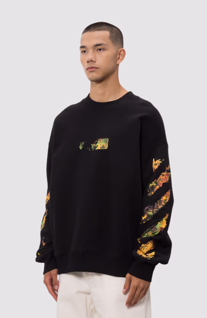 Spices Arrow Skate Crewneck