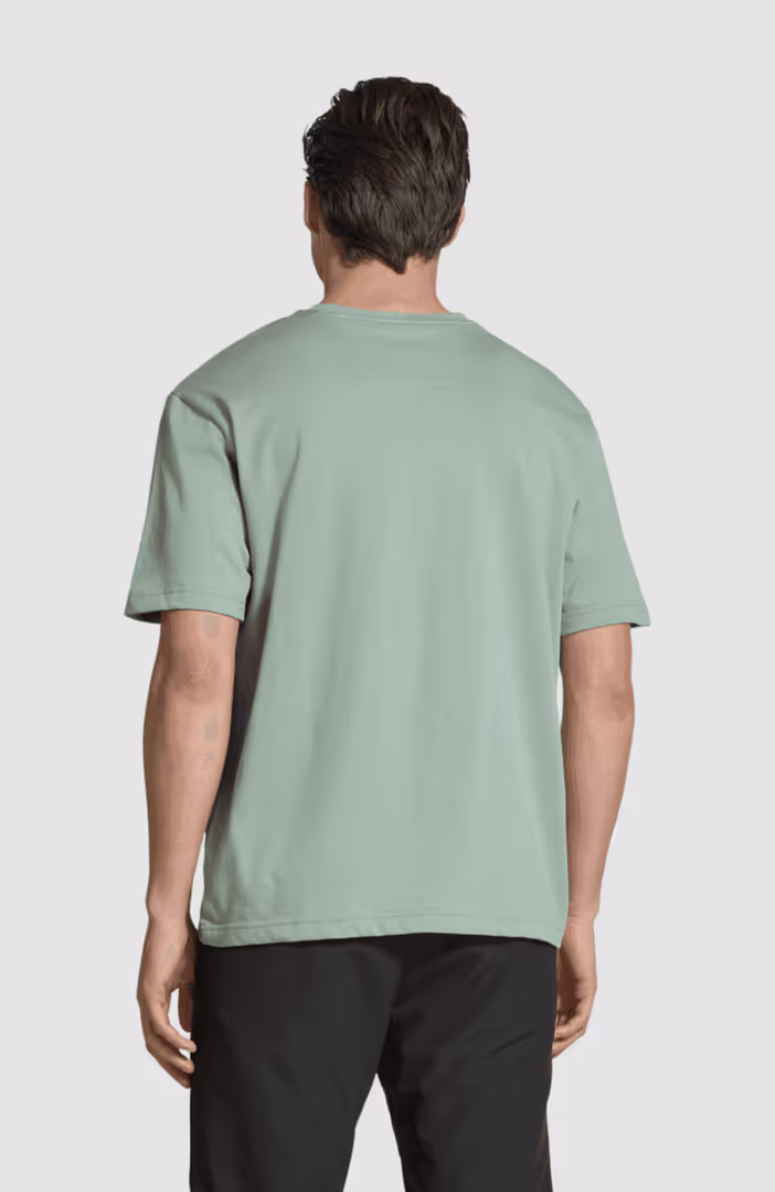 Tee 10