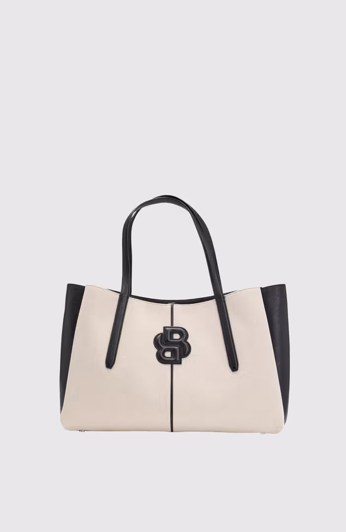 Anett Tote CV