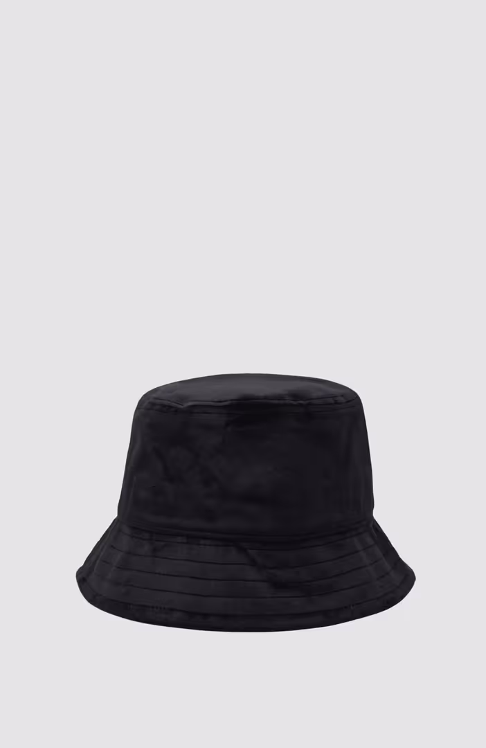 K/Signature Velvet Buckethat
