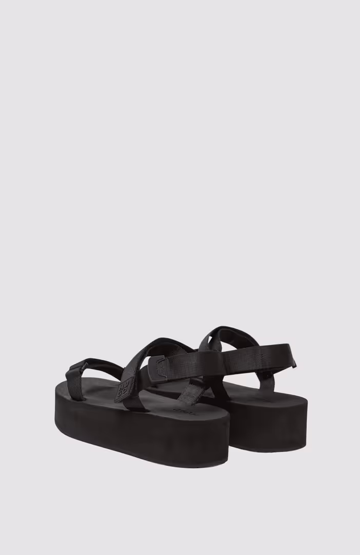 Zaralyn_SandalPlt_WB