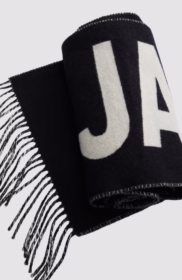 L'écharpe Jacquemus