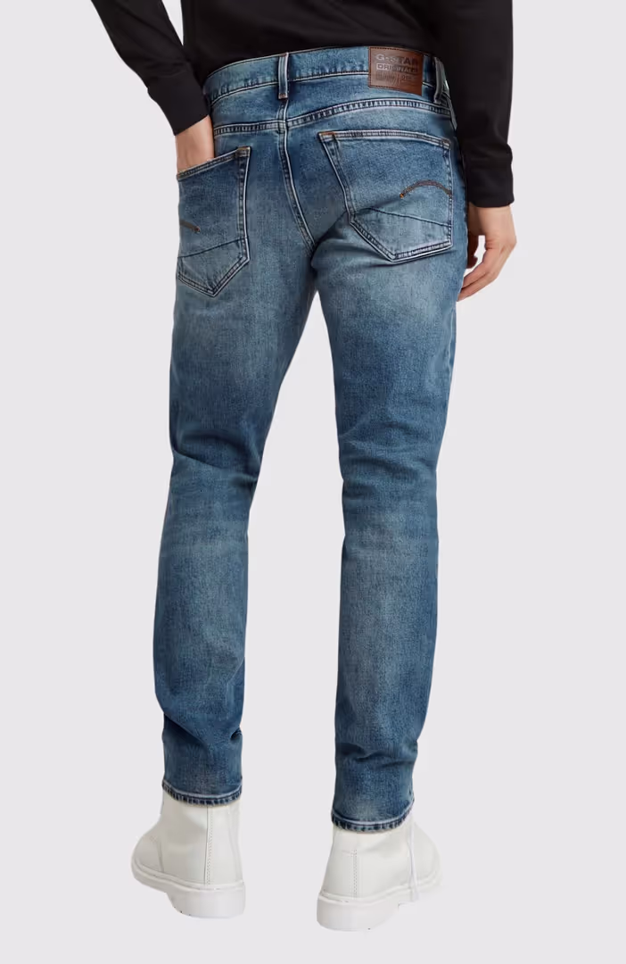 3301 Regular Tapered