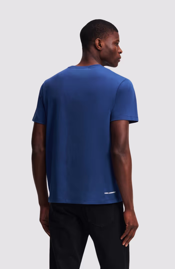 Essential Logo T-Shirt