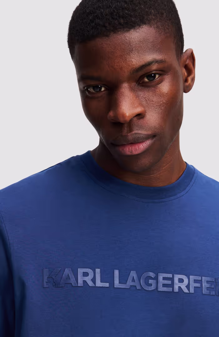 Essential Logo T-Shirt