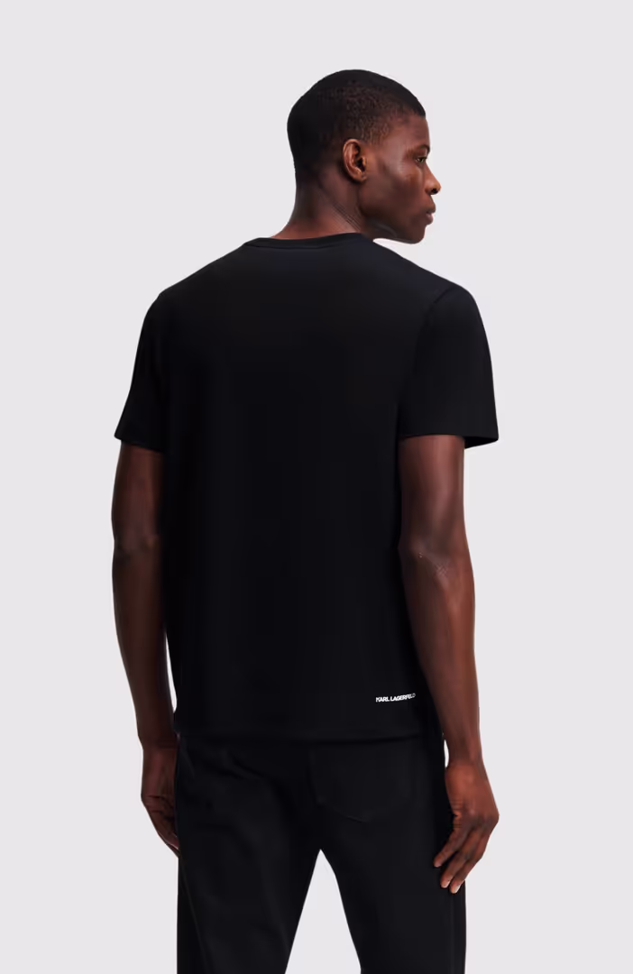 Essential Logo T-Shirt