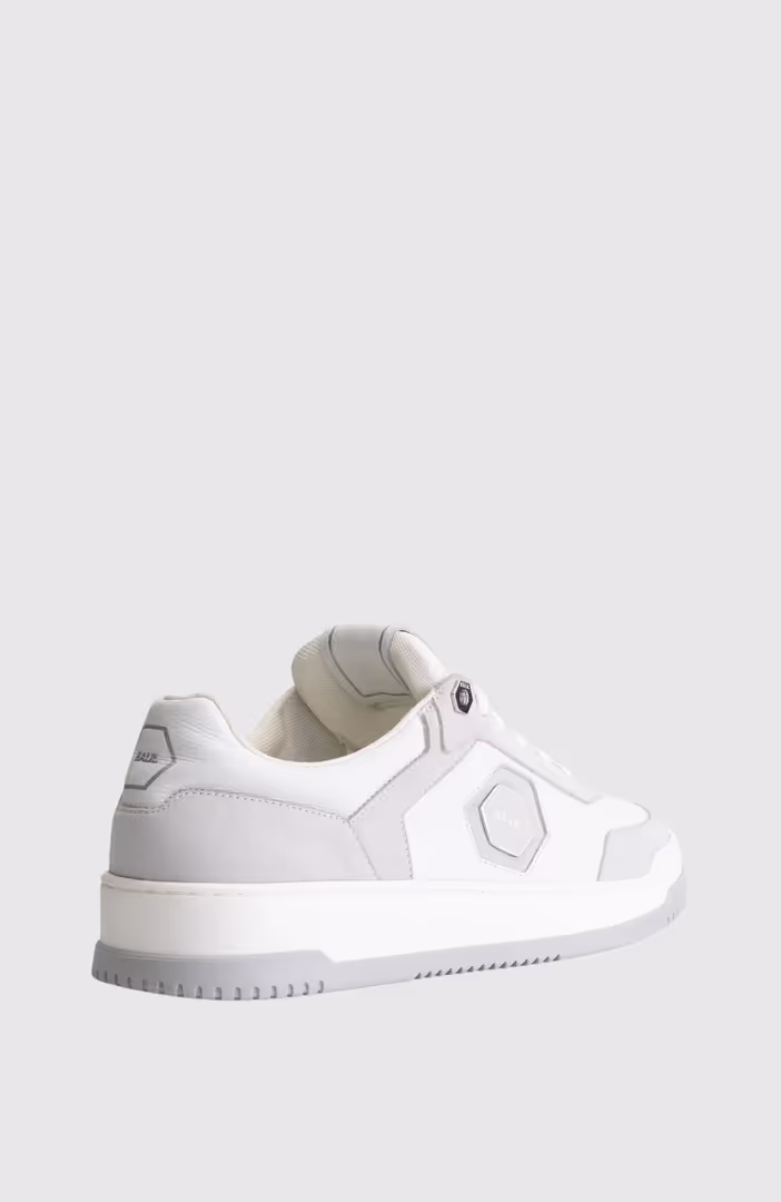 Low Myth Sneaker