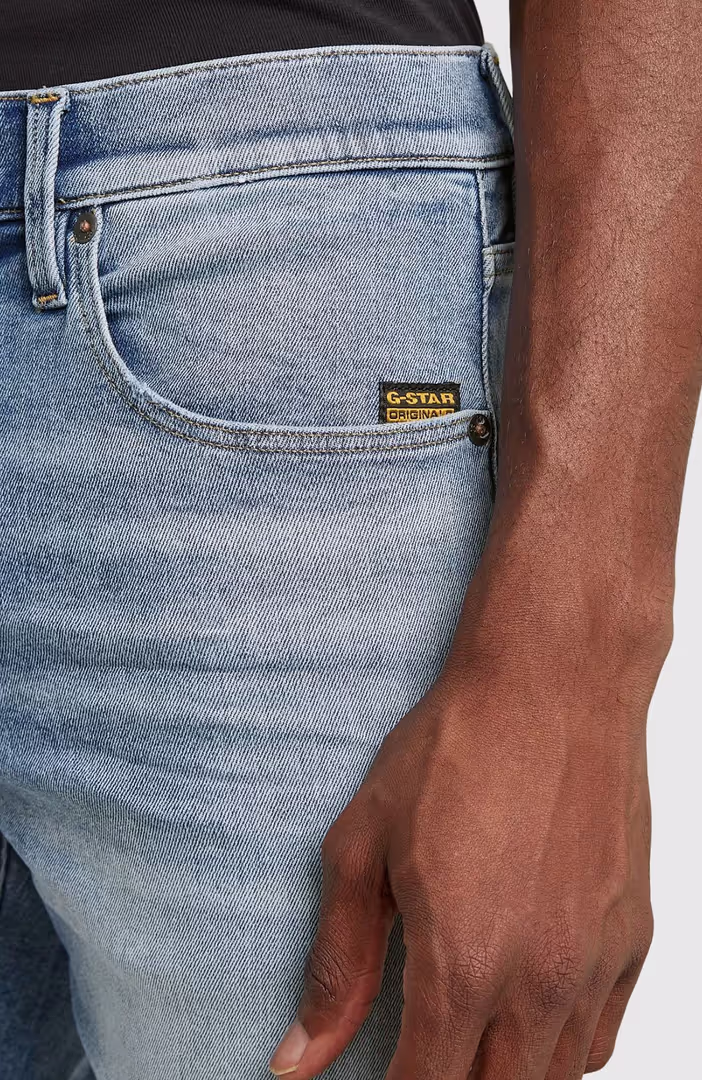 3301 Slim Short