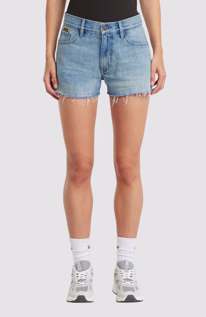 True Short raw edge wmn