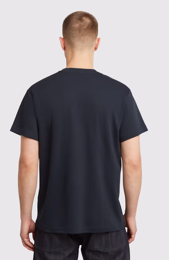 Chest logo r t