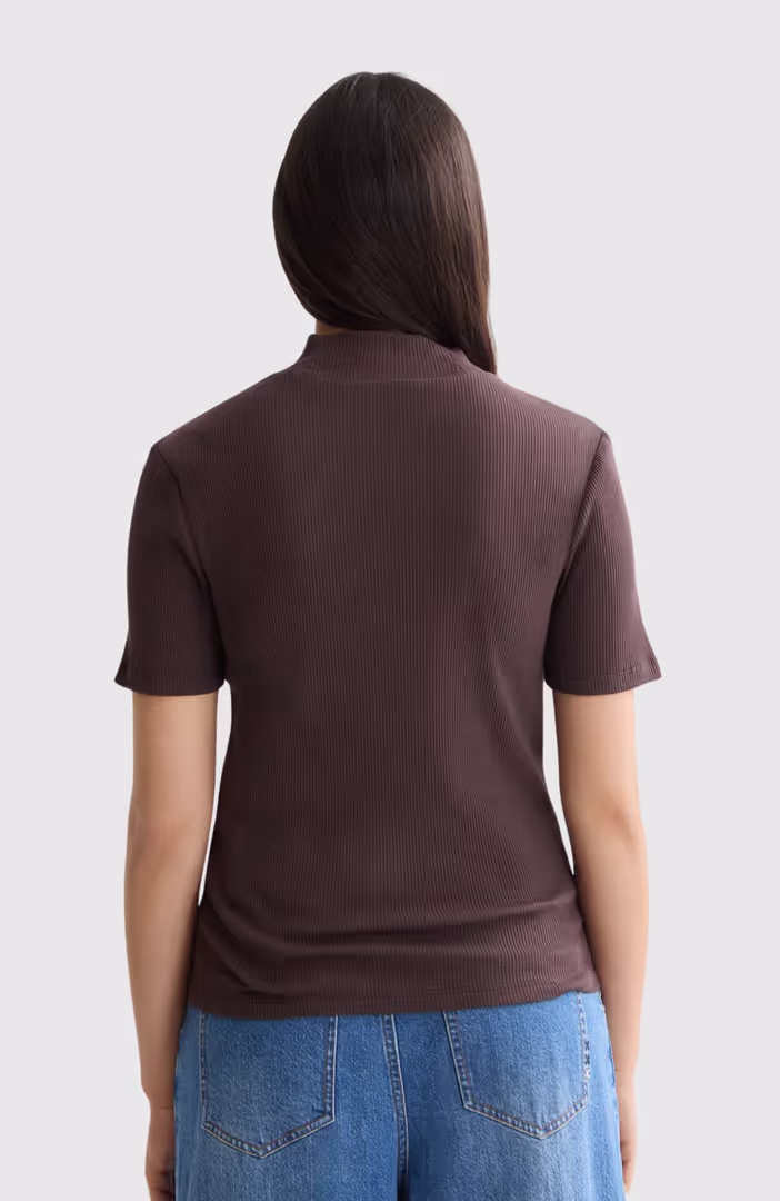 Mock neck rib T-shirt