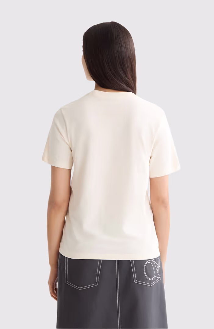 Regular fit T-shirt with chest artwork
