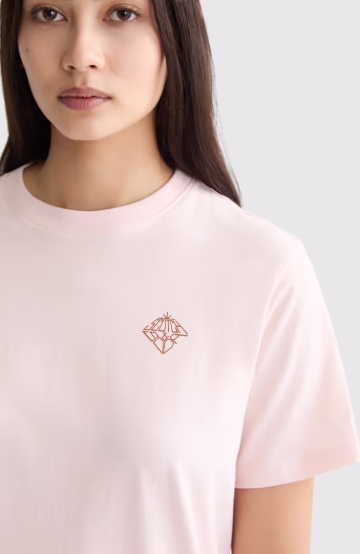 Regular fit T-shirt with chest artwork
