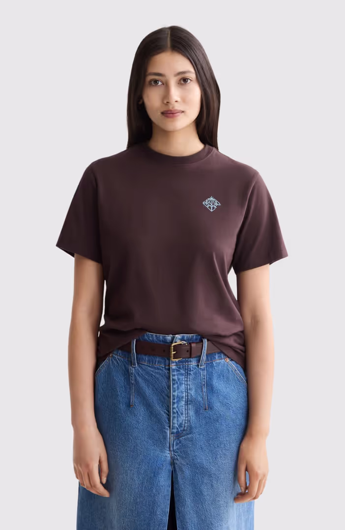 Regular fit T-shirt with chest artwork