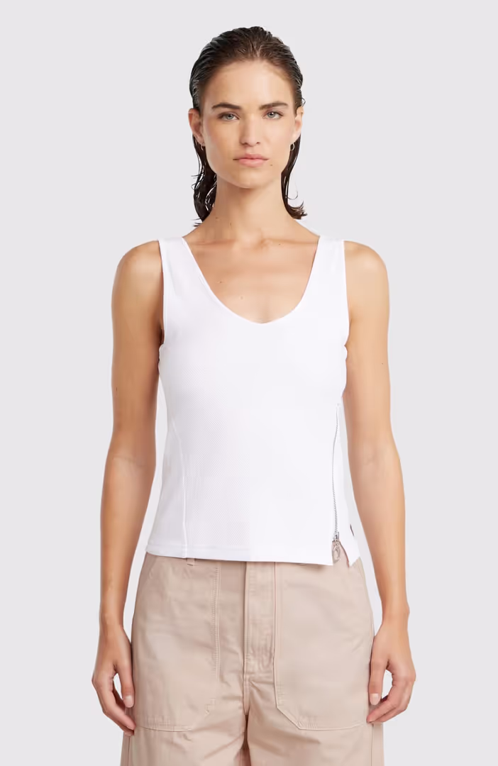 Asymmetrical Zip Slim Tank Top Wmn