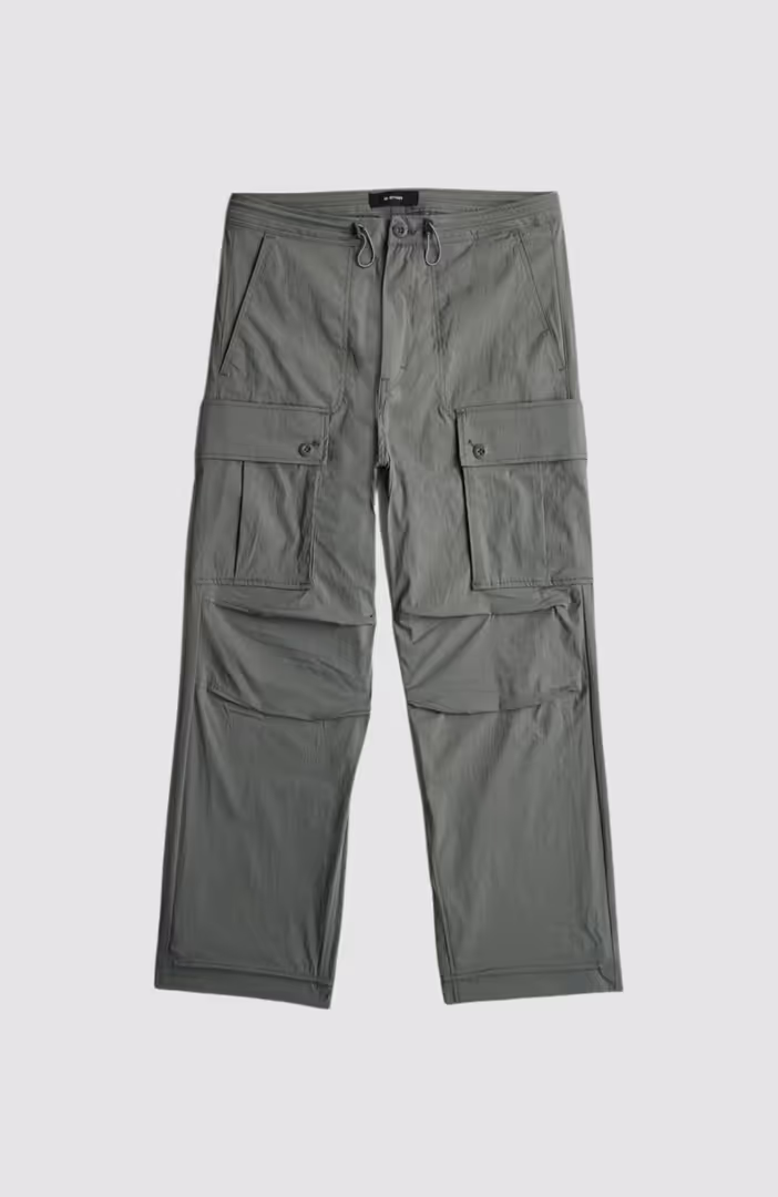 Relaxed Trainer Cargo