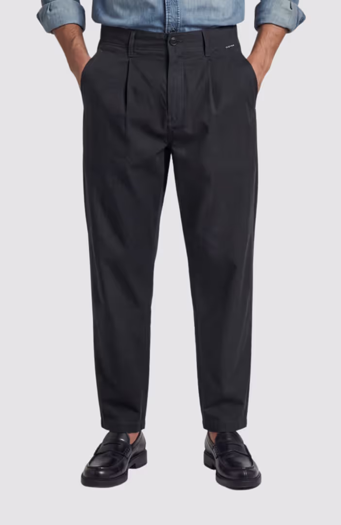 Pleated Loose Tapered Chino