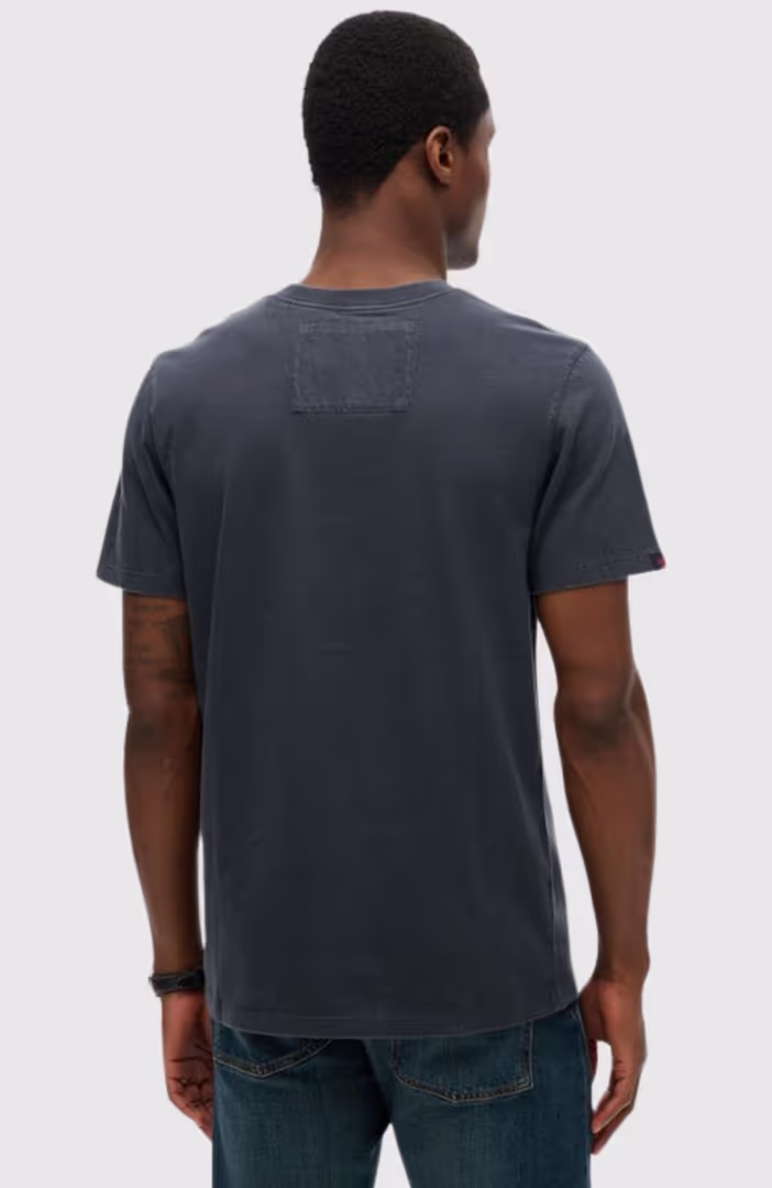 VINTAGE ATHLETIC TSHIRT