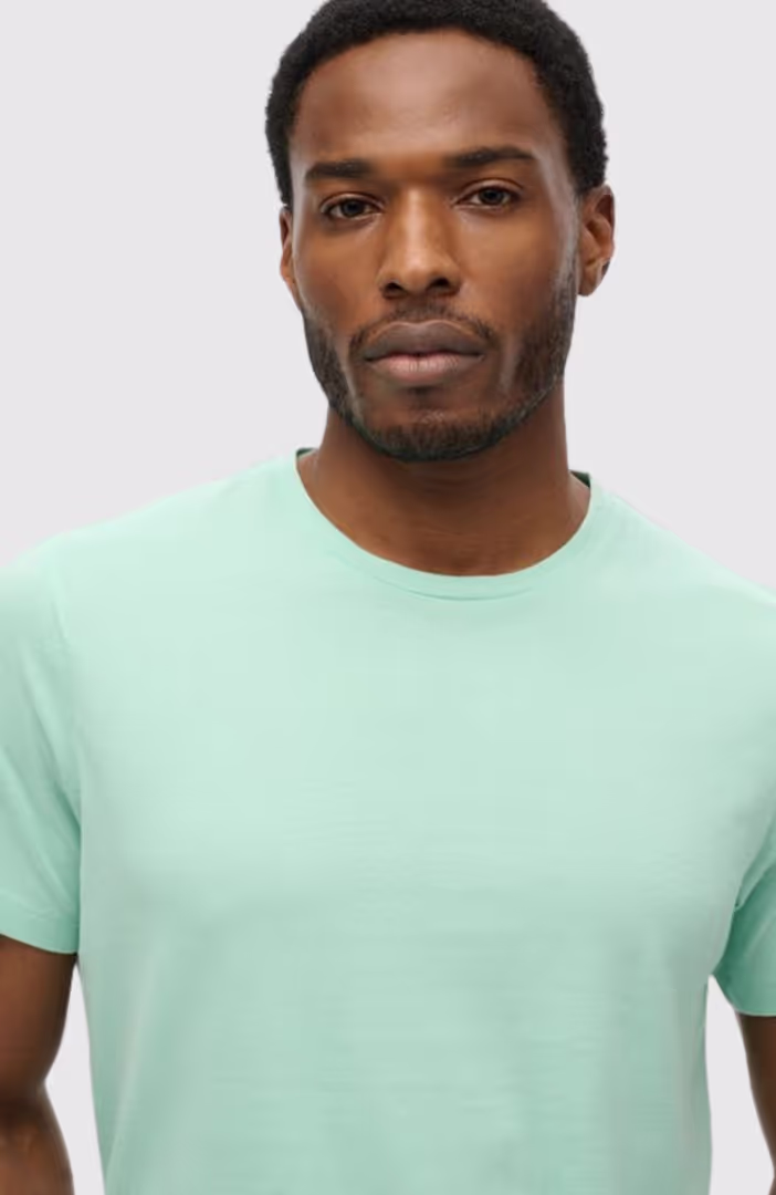 CLASSIC ESSENTIAL TEE