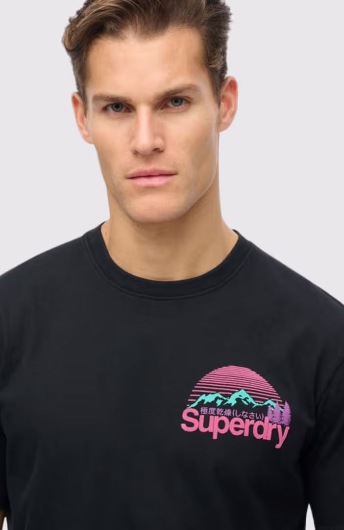 CL GREAT OUTDOORS CHEST TEE