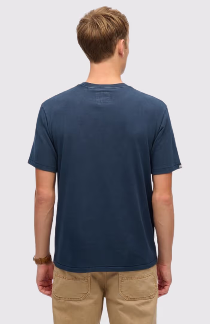ATHLETIC ESS TEE