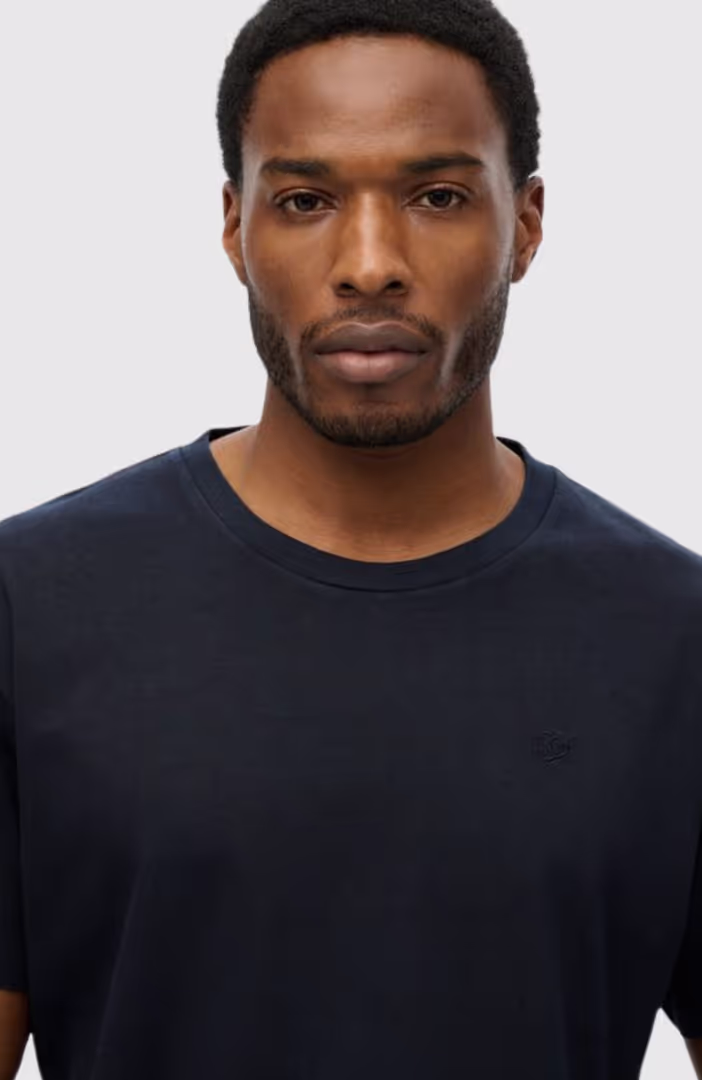 ESSENTIALS RELAXED TEE
