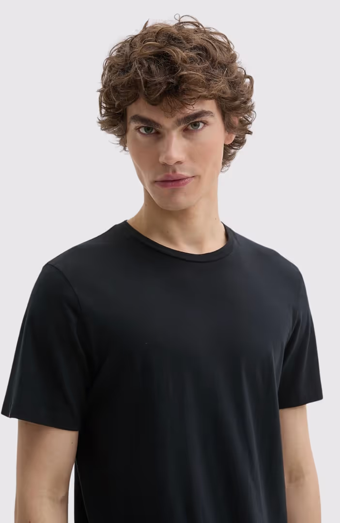 Classic Essential Tee