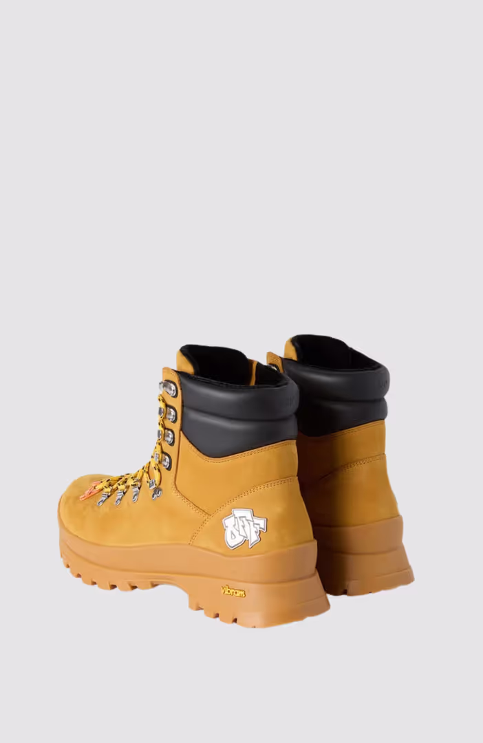 M Hiking Boot